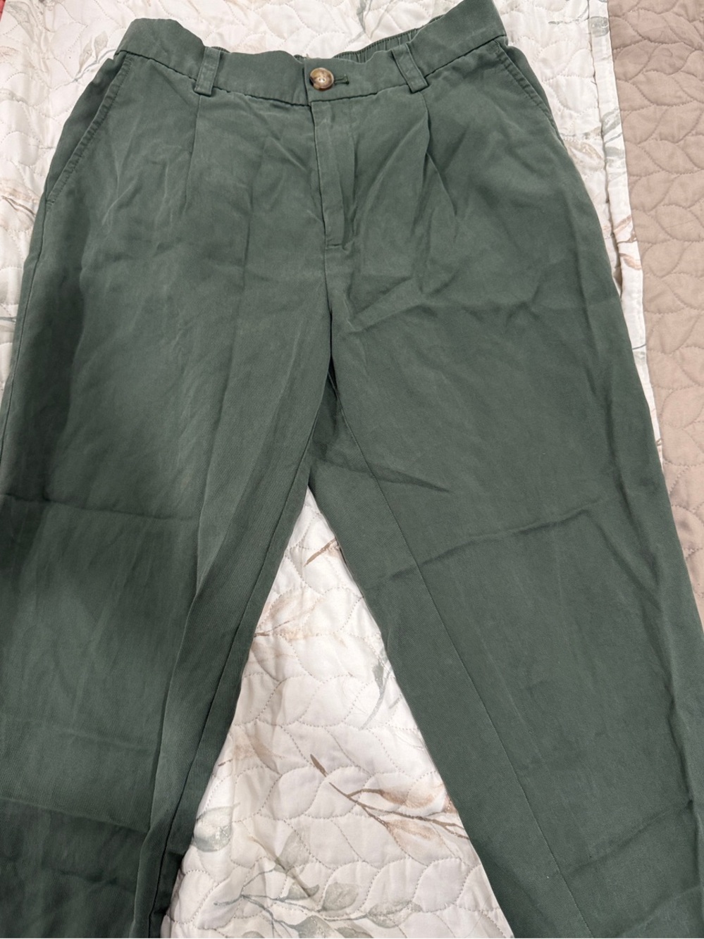 Women’s Olive Green tapered Trousers